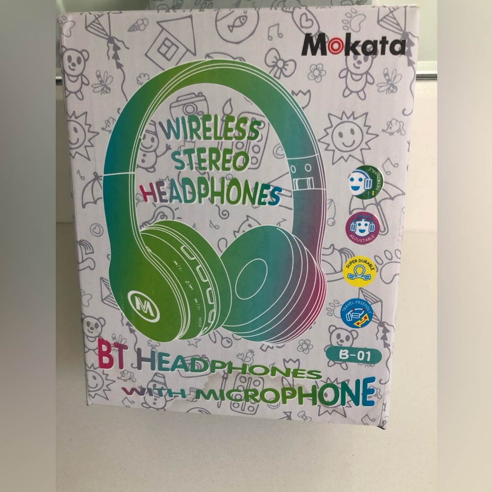 Wireless Stereo BT Headphones with Microphone